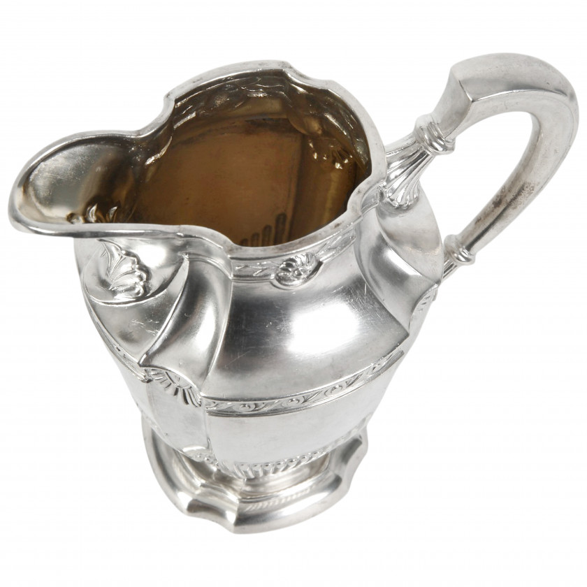 Silver milk pot