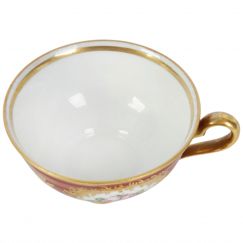 Porcelāna kafijas tasīte ar apakštasīti