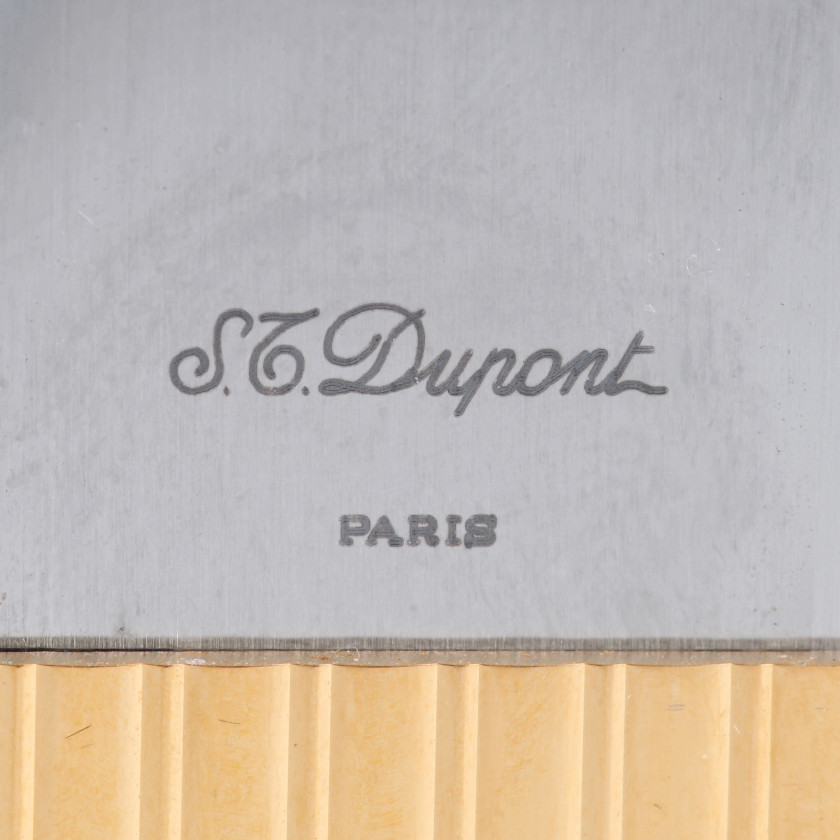 Позолоченная гильотина для сигар "S.T. DuPont Paris"