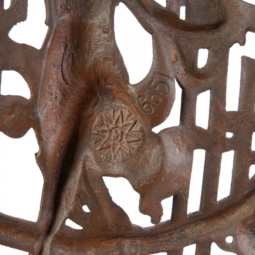Metal easel in Art Nouveau style