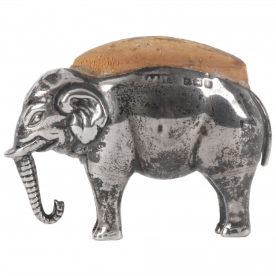Серебряная подушечка для иголок "Слон"