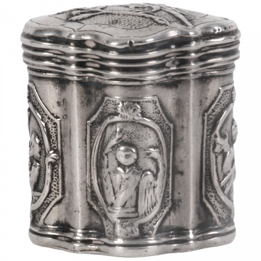 Silver scent box with images of the four Evangelists