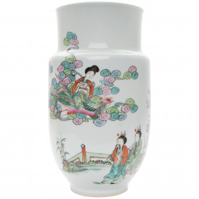 Famille rose porcelain vase with phoenix