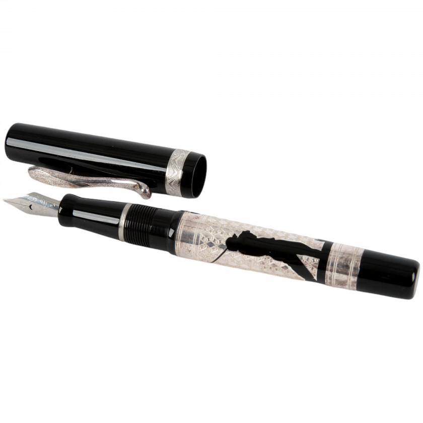 Ручка "Visconti Voyager Golf Moonlight Black with Sterling Overlay Fountain Pen"