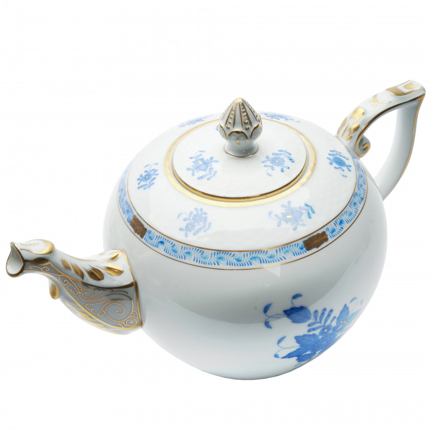 Porcelain tea service for 4 people