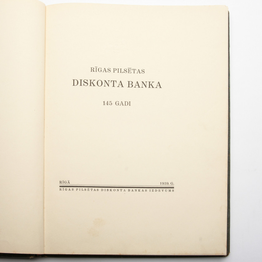 Grāmata "Rīgas pilsētas Diskonta banka 145 gadi"
